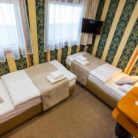 Onriver Hotels - Grand Jules Budapest Esterno foto